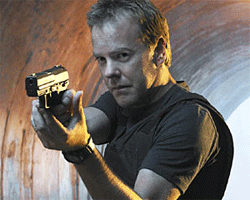 jack-bauer-24-gun.jpg