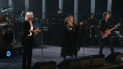 fleetwoodmaceverywhere_420x237.jpg