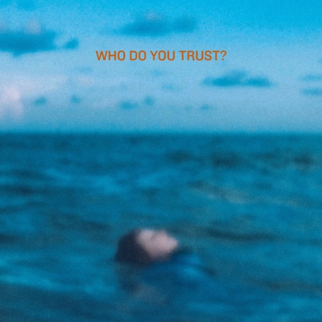 paparoachwhodoyoutrustcover.jpg