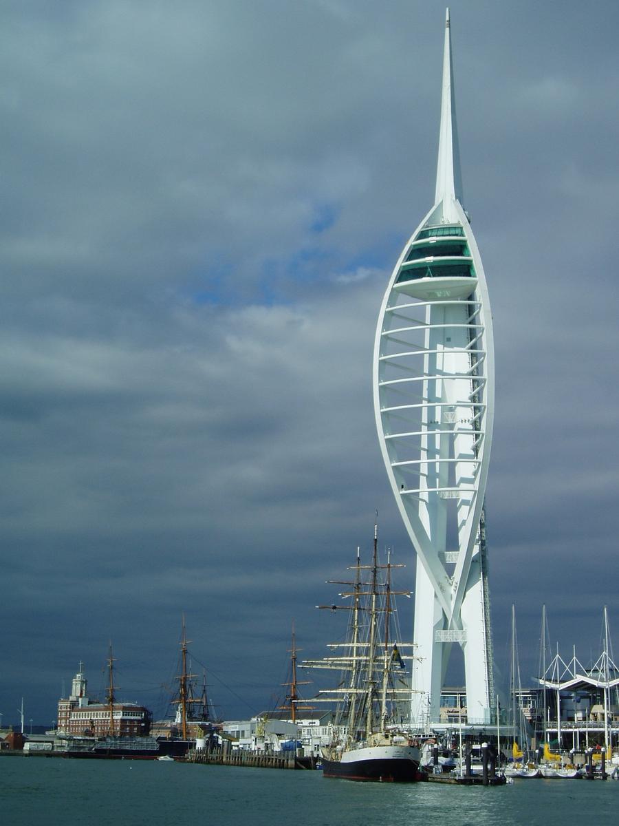 spinnaker_tower_18sep05.jpg