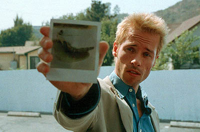 guy-pearce-memento-image.jpg