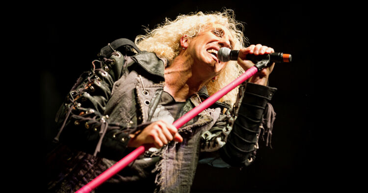 deesnider925-750x393.jpg