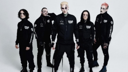 motionlessinwhitemarch2022_420x237.jpg