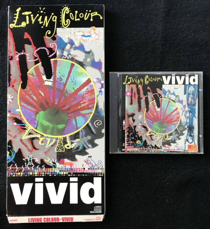 LIVINGCOLOURVivid-689x750.jpg