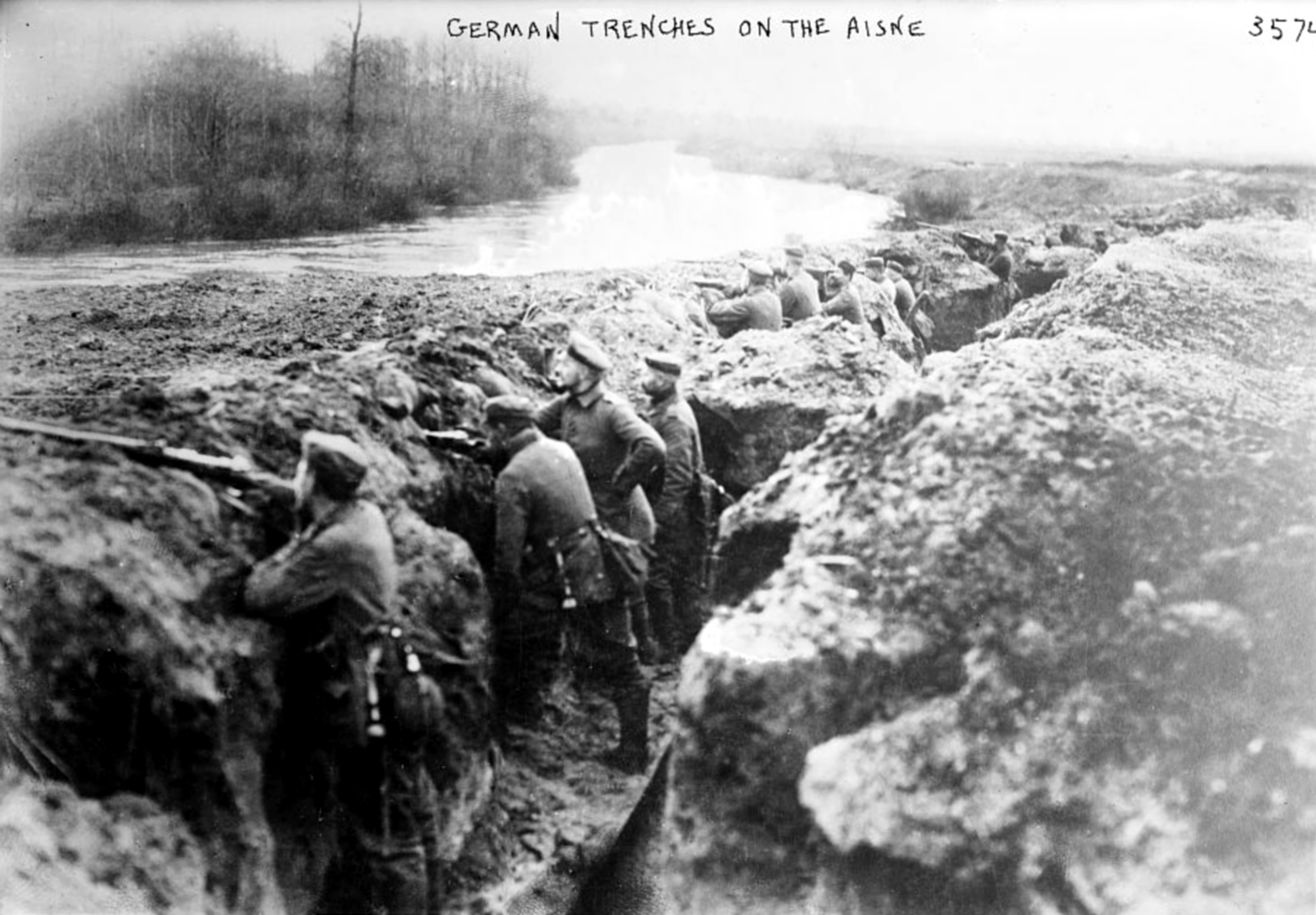 German_trenches_on_the_aisne.jpg