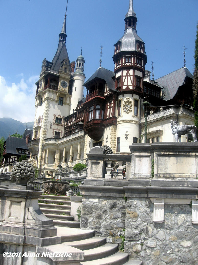 peles_castle_by_scarletthexxn-d3hqahq.jpg