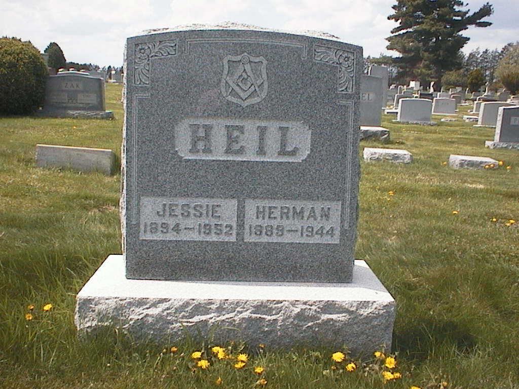 jes_herm_heil_big.jpg