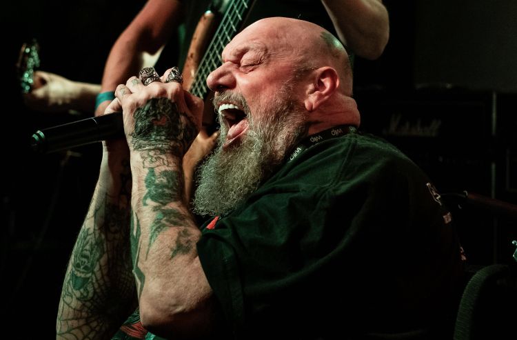 pauldianno325-750x493.jpg