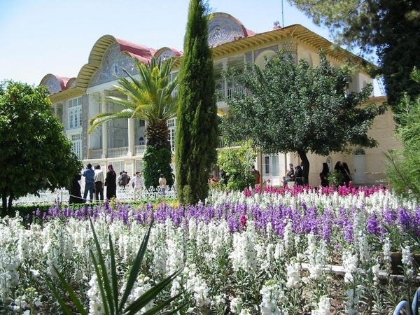 bagh-e-eram-palace-gardens-shiraz.jpg