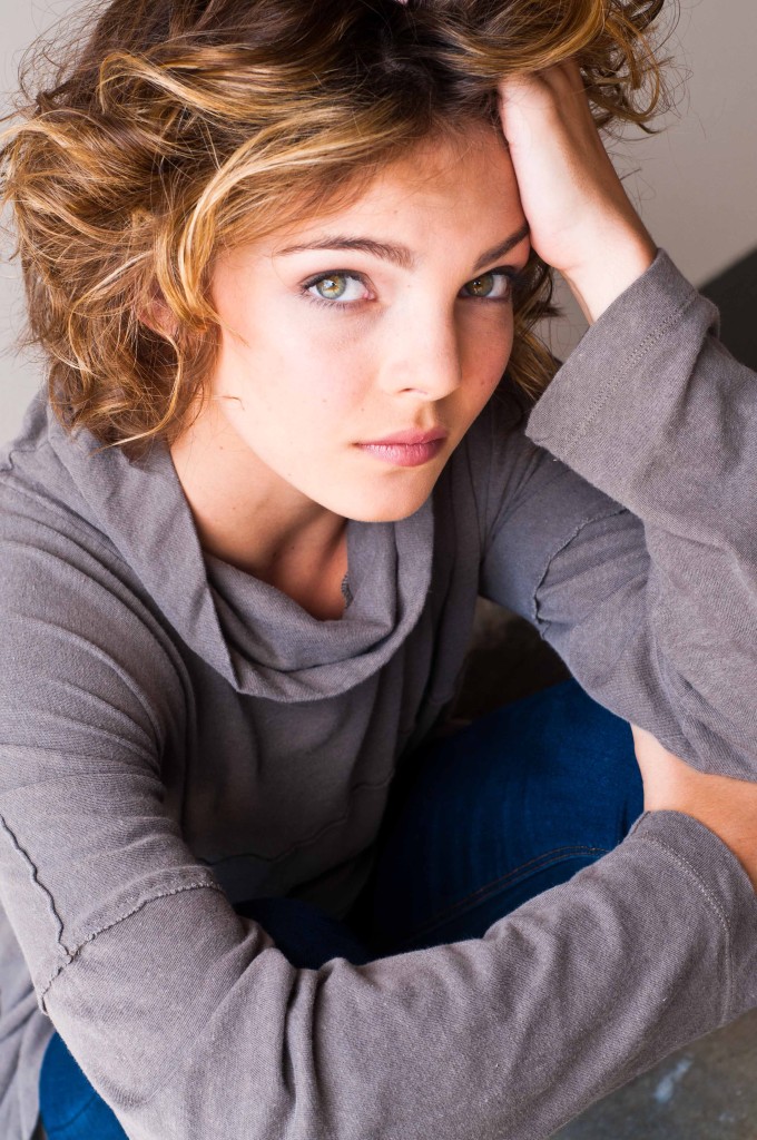 camren-bicondova-346797l.jpg