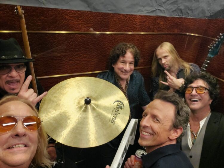 sethmeyers525-750x563.jpeg