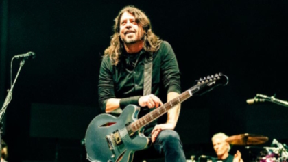 davegrohl2024epiphonepress1_420x237.jpg