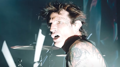 tommyleedrumsmay2024_420x237.jpg