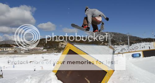 Eve-Ryan-snowboard-park0632.jpg