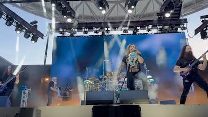 dreamtheaterliveoct2025_420x237.jpg