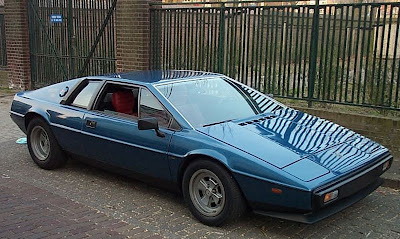 800px-Lotus_Esprit_S2_1980.jpg