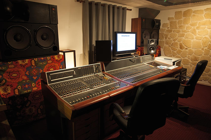 bf0f16_f6d8dbaf14584642908190bc1cf7b236.jpg_srz_p_834_556_75_22_0.50_1.20_0.00_jpg_srz