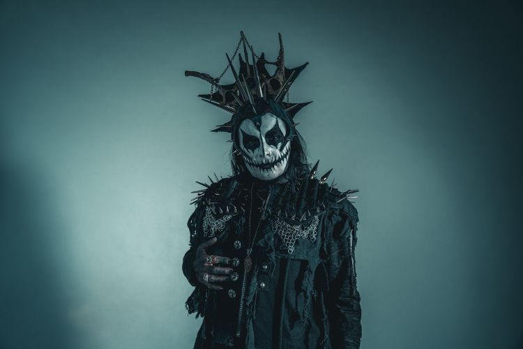 Cradle-Of-Filth-DaniSolo2025_creditJakubAlexandrowicz-750x500.jpg