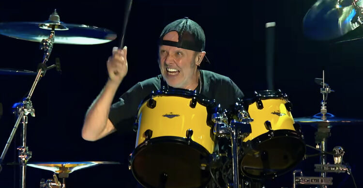 metallica625-4-750x388.jpg
