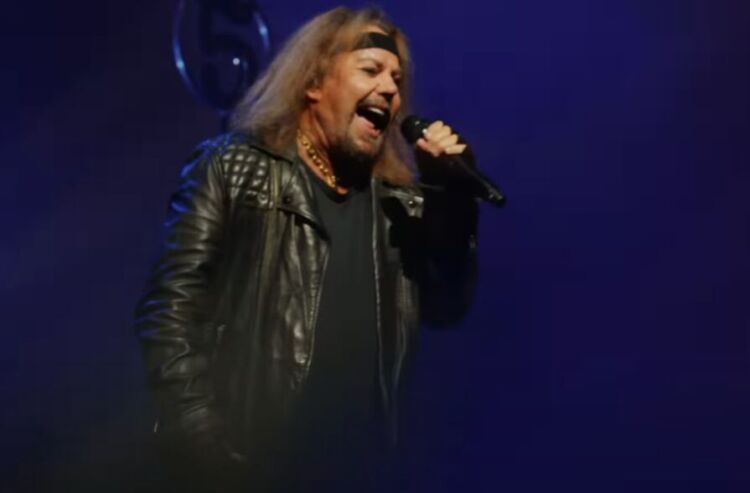Vince-Neil-Motley-Crue-Vegas-2025-750x493.jpg