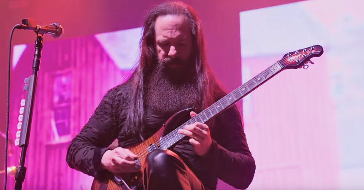 dreamtheater1025-750x392.jpg