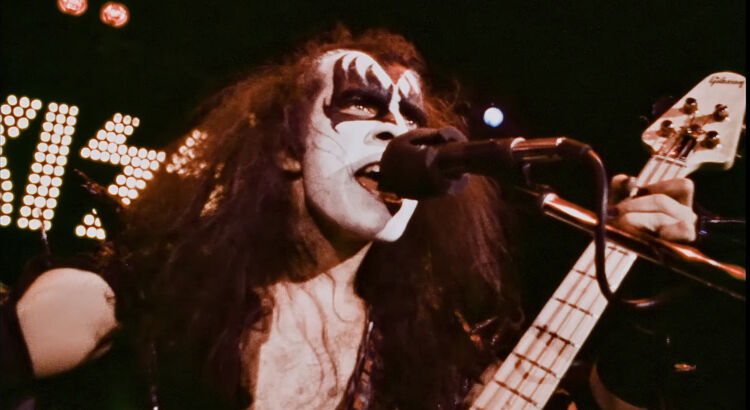 kiss1025-750x410.jpg