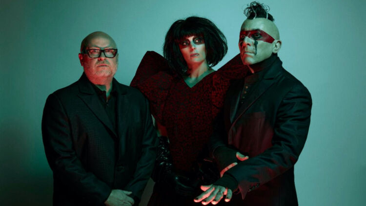 puscifer1025-750x423.jpg